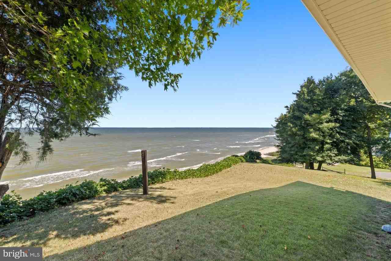 5510 Beach Street - Photo 4 of 50