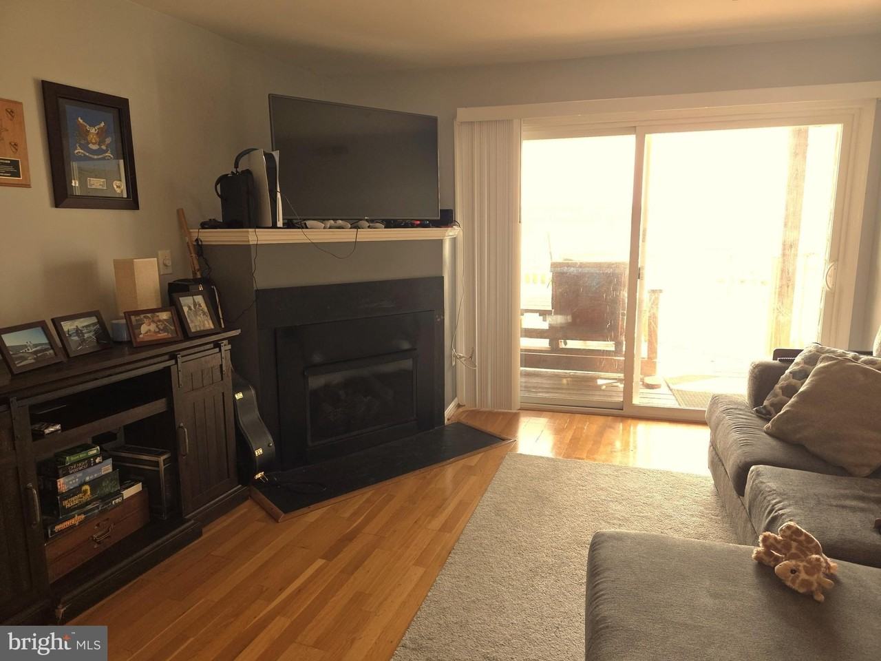 12 Owens Landing Ct Apt B - Photo 6 of 28