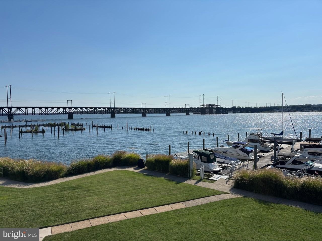 25 Owens Landing Ct Apt B - Photo 5 of 32