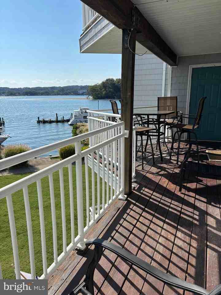 25 Owens Landing Ct Apt B - Photo 7 of 32