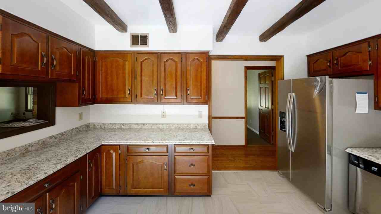 3842 Stoneybrook Rd Unit A #A - Photo 5 of 33