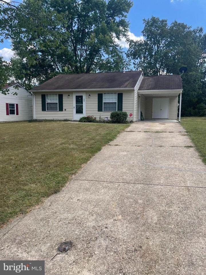 2409 York Ct - Photo 5 of 14