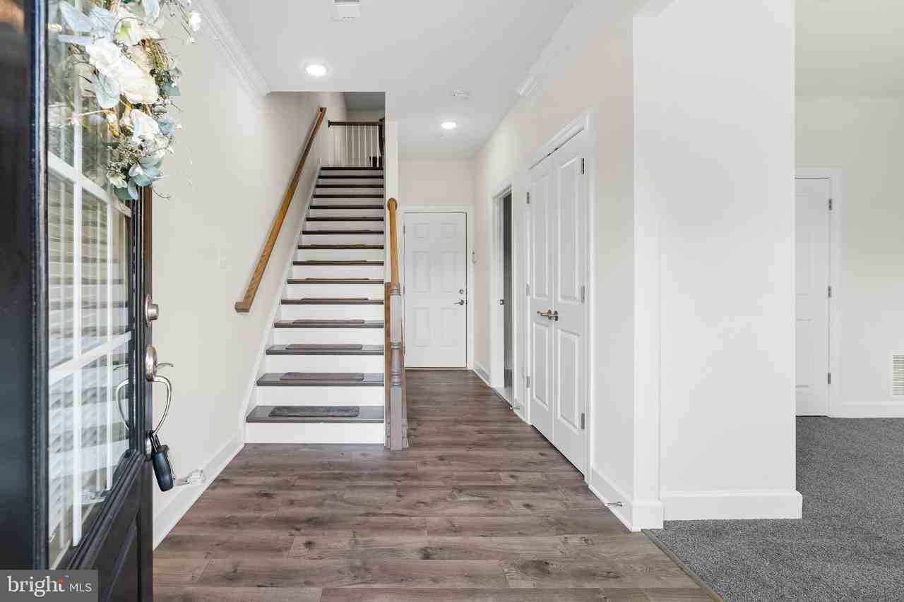 2962 Chalkstone Place - Photo 3 of 33