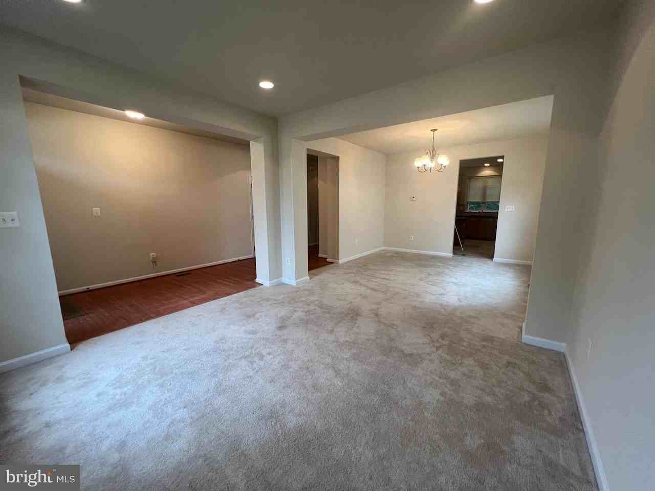 12 Rivers Edge Ter - Photo 5 of 35