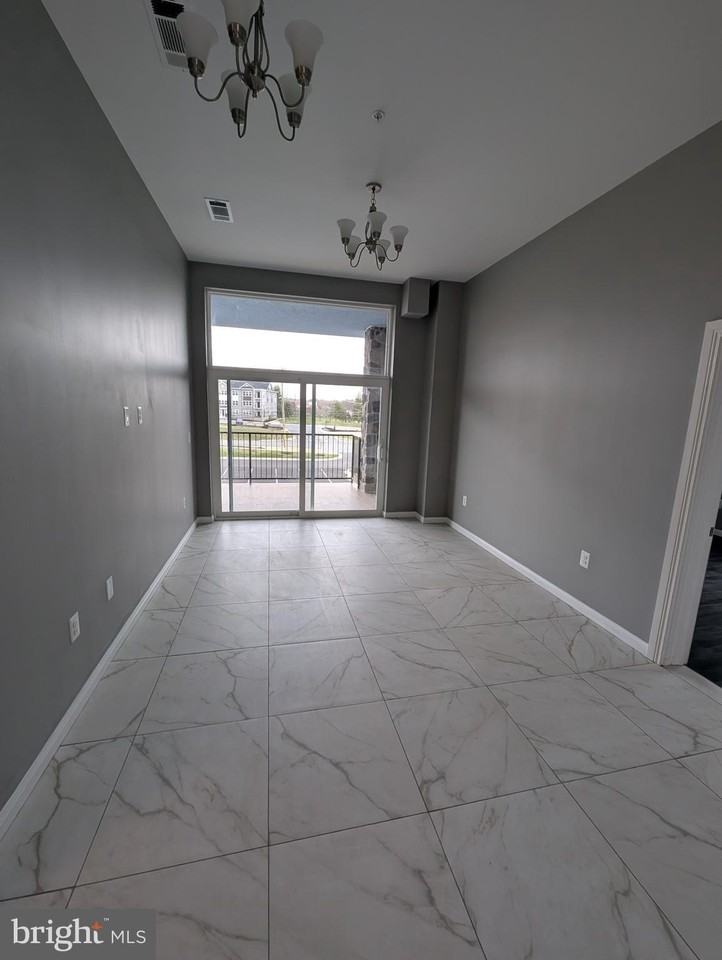 53 Liberty Rd - Photo 3 of 9