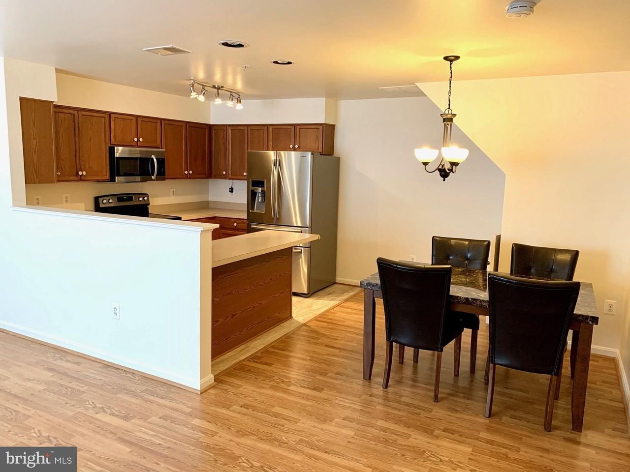 5006 Croydon Terrace - Photo 2 of 20