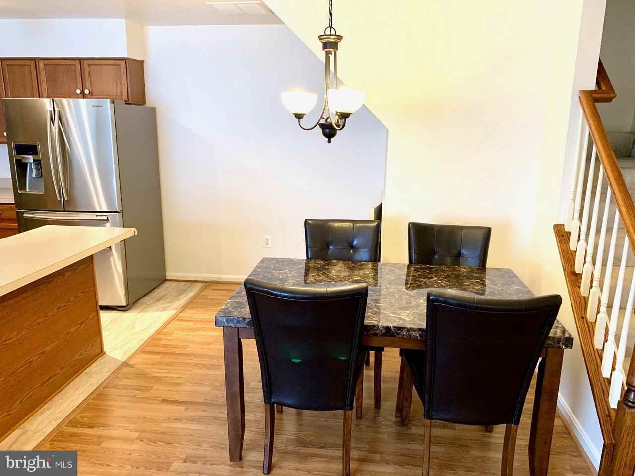 5006 Croydon Terrace - Photo 4 of 20