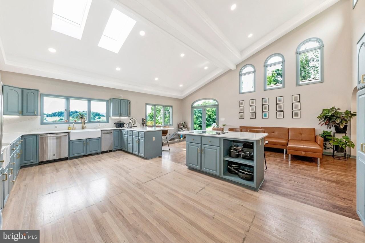 10011 Baltimore National Pike - Photo 4 of 30