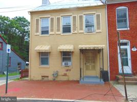 featured image of 140 W South St