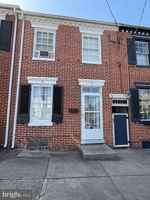 featured image of 427 S Market St