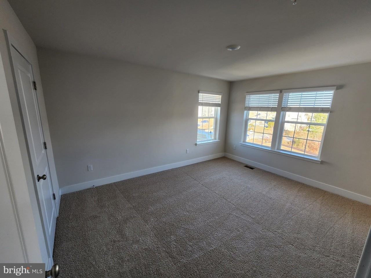 231 Joppa Farm Rd - Photo 6 of 25