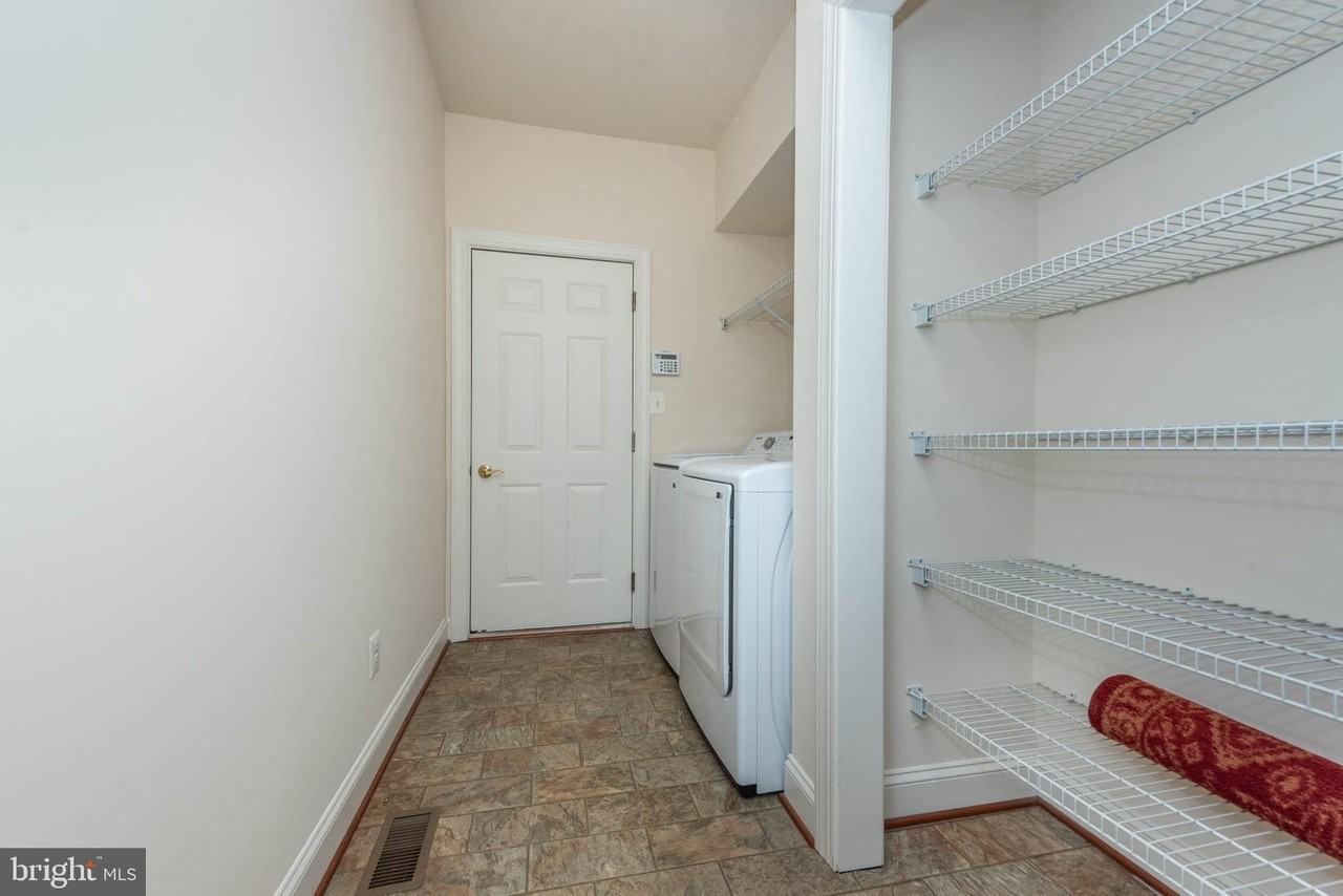 200 Smarty Jones Ter - Photo 7 of 50