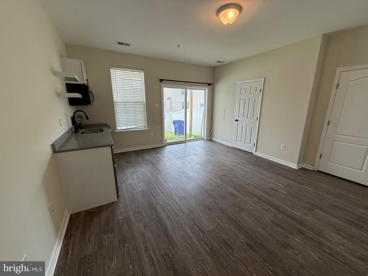 9887 Deer Run - Photo 7 of 8