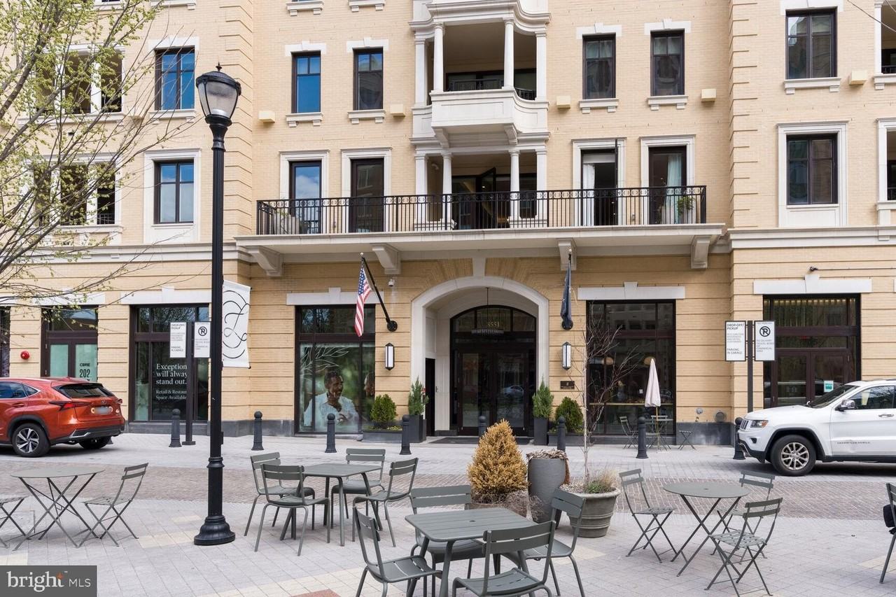 8551 Connecticut Ave Unit 206 #206 - Photo 2 of 15