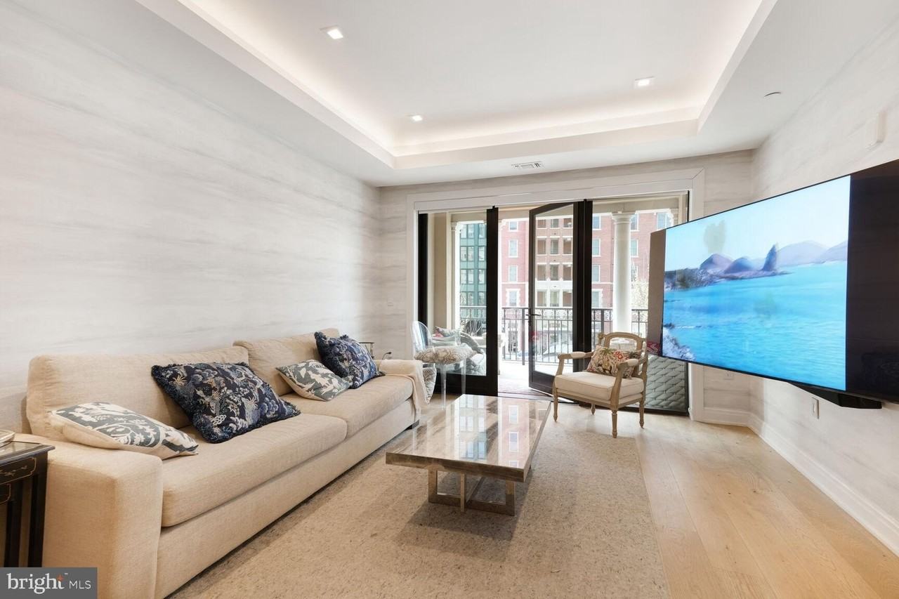 8551 Connecticut Ave Unit 206 #206 - Photo 4 of 15