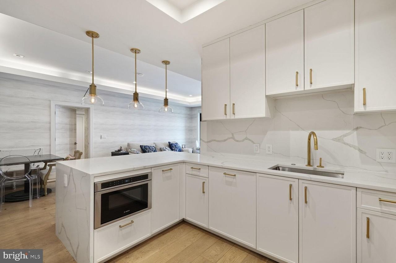 8551 Connecticut Ave Unit 206 #206 - Photo 7 of 15