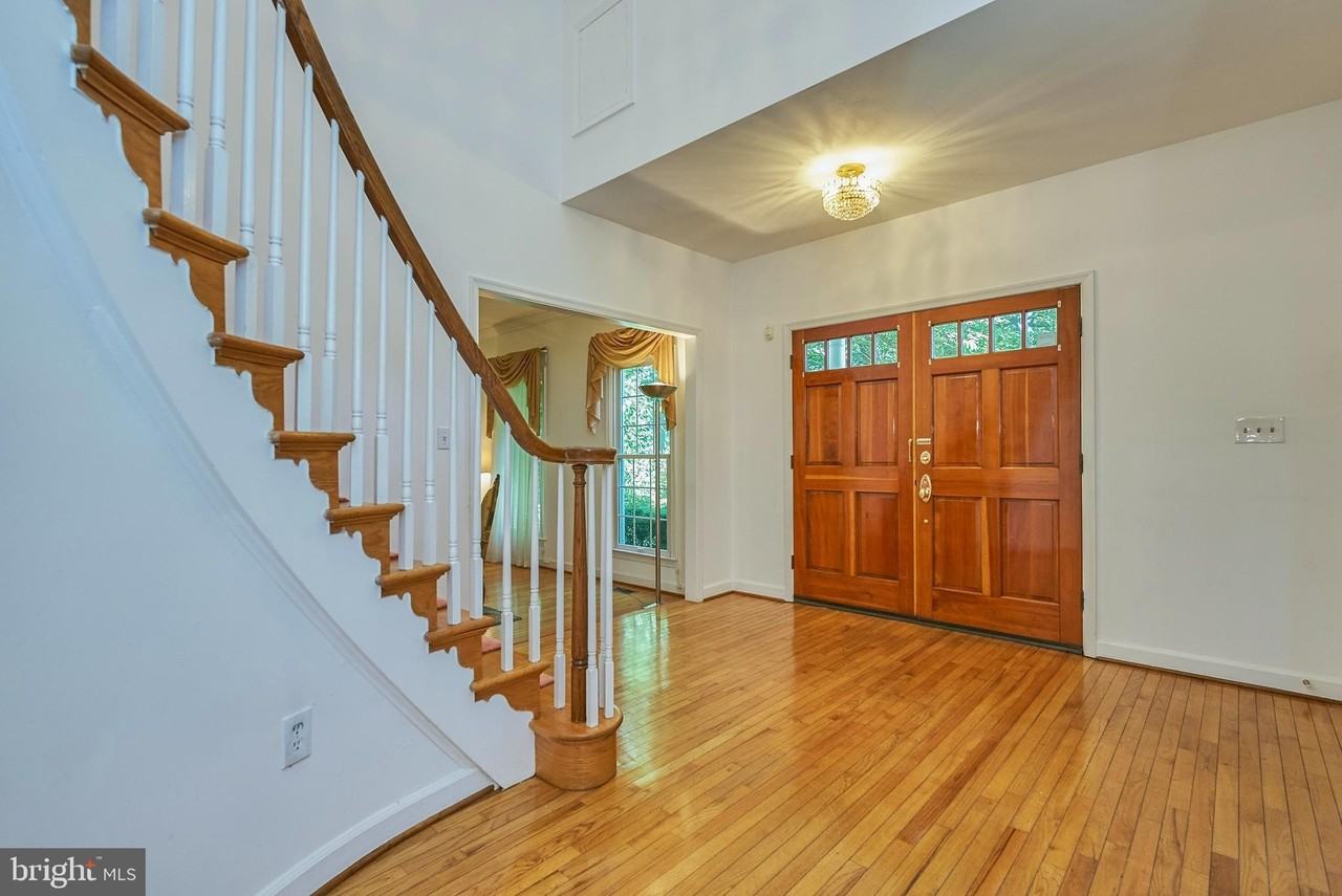 2 Royal Dominion Court - Photo 3 of 30