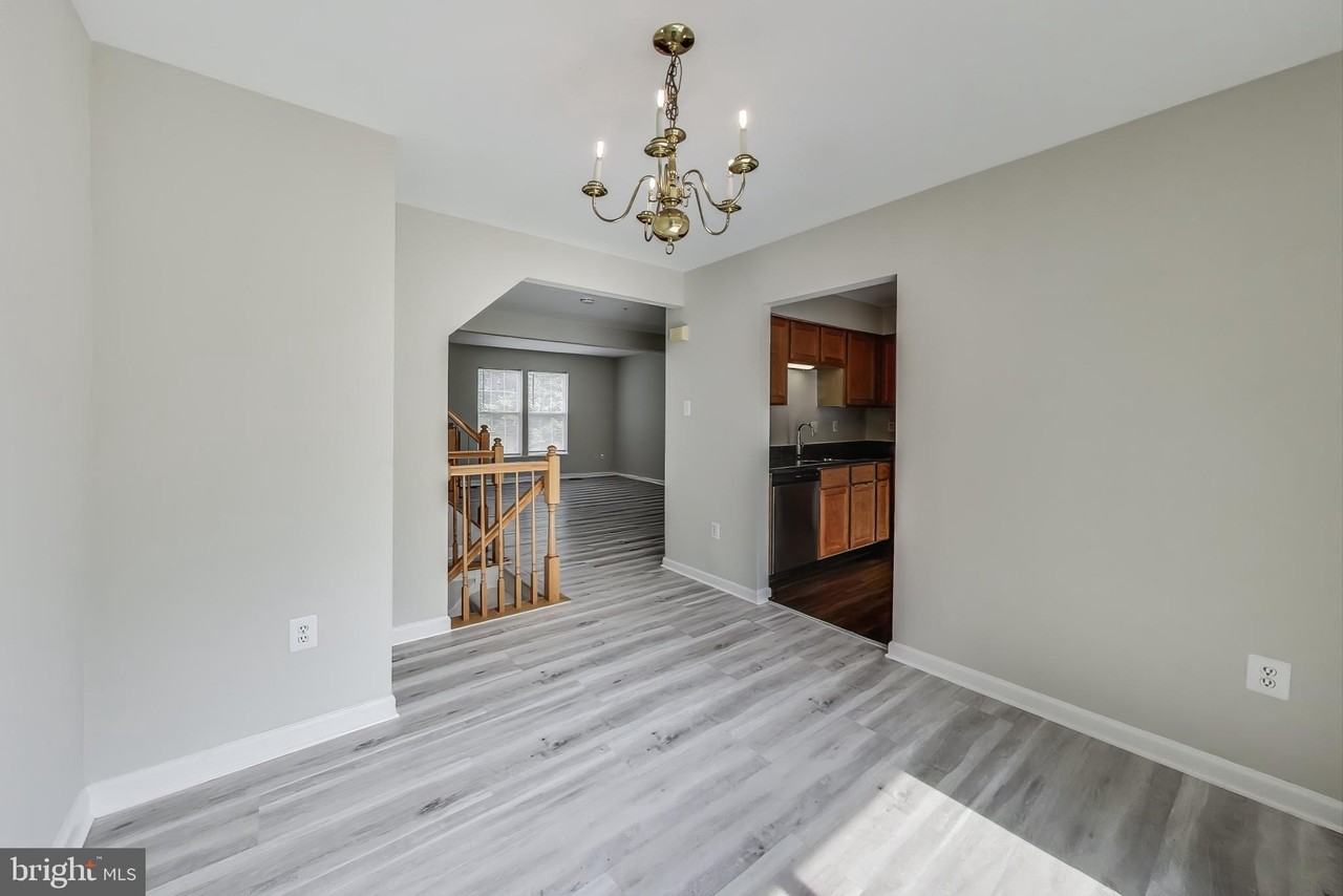 13504 Hayworth Dr - Photo 7 of 31