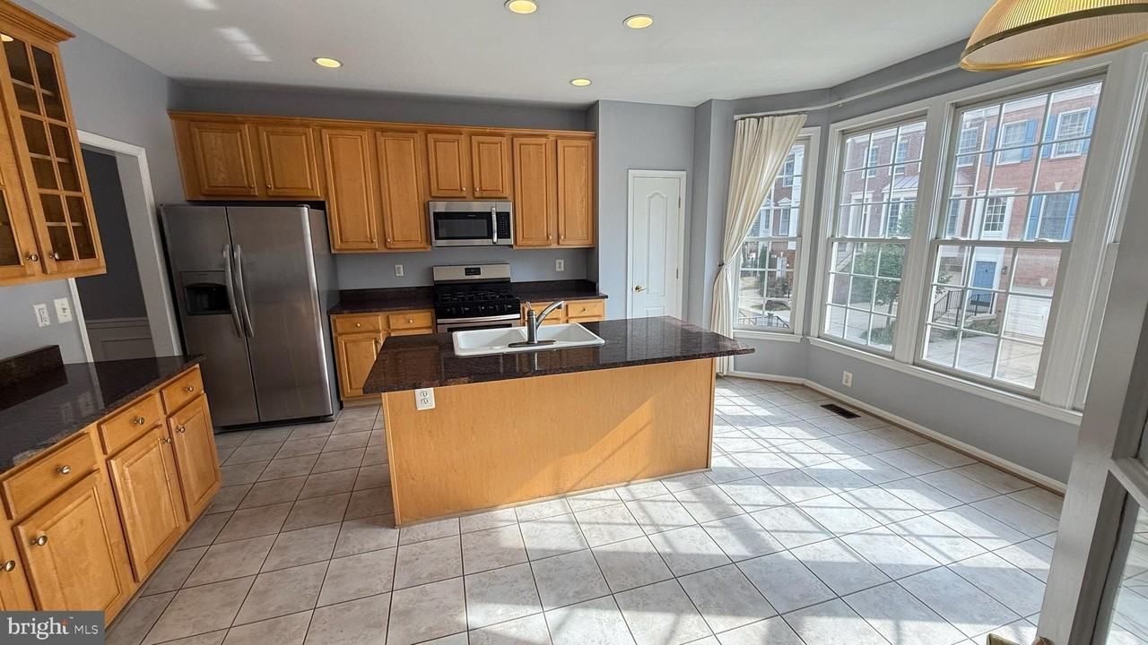 11904 Castlegate Ct Unit 46 #46 - Photo 3 of 31