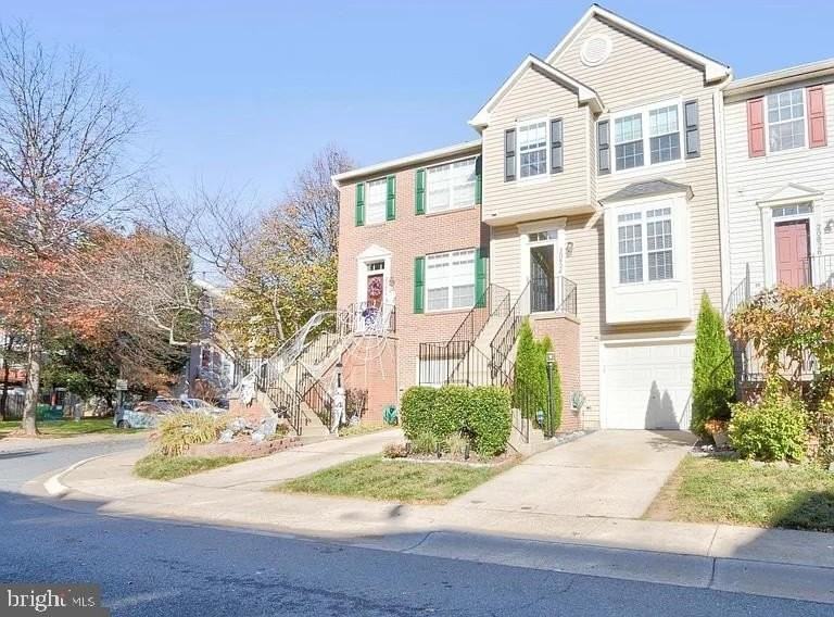 20824 Shamrock Glen Cir #1304 - Photo 2 of 21