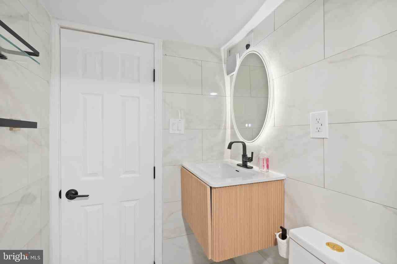 4225 E West Hwy - Photo 2 of 38