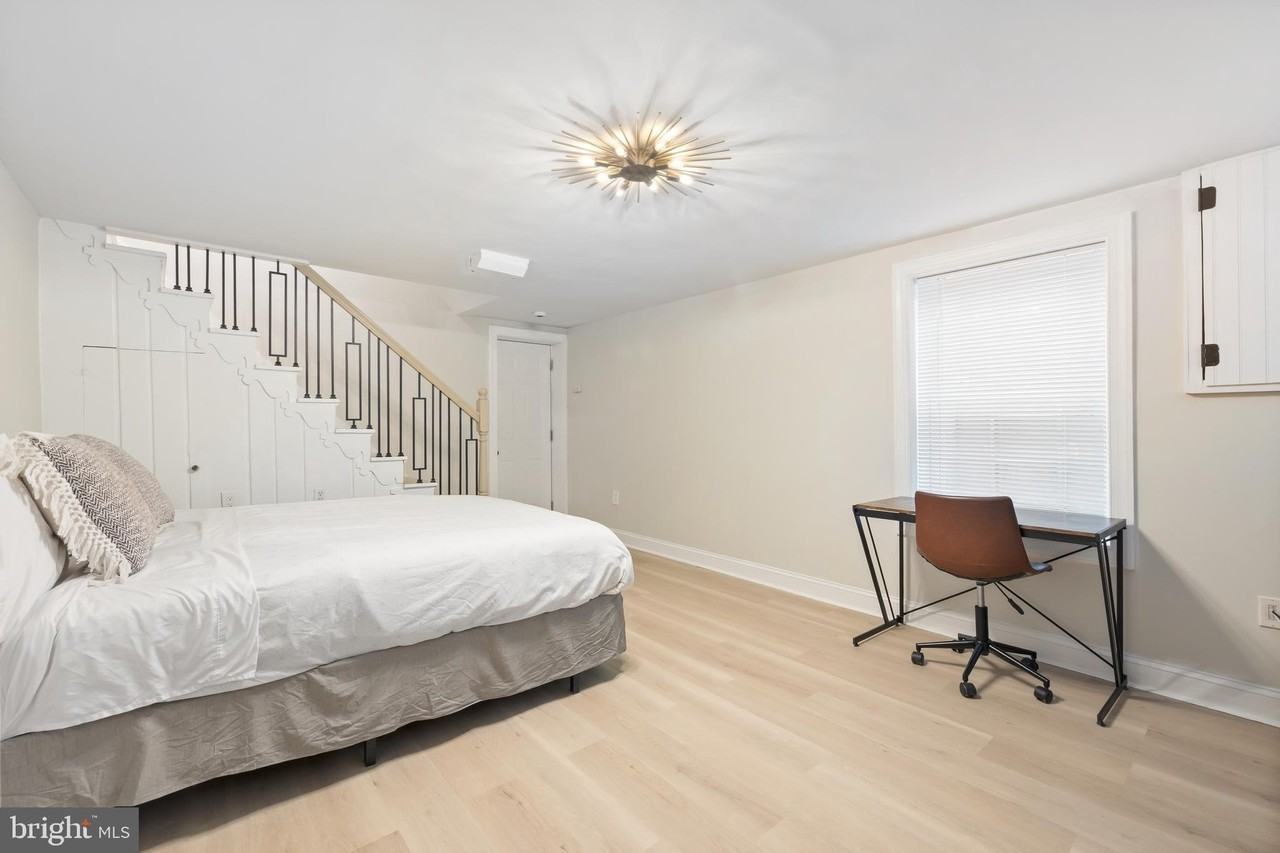 4225 E West Hwy - Photo 4 of 38