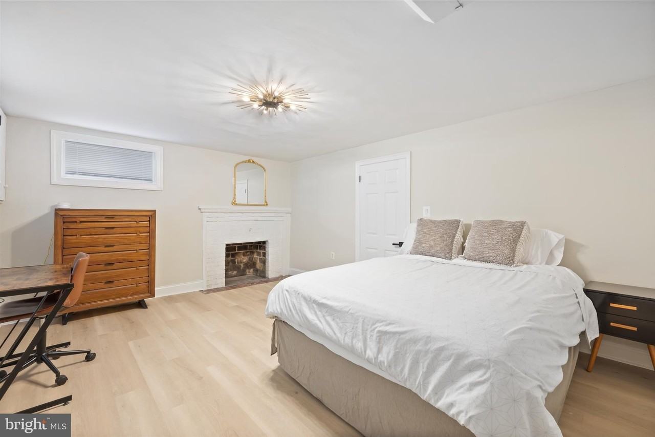 4225 E West Hwy - Photo 5 of 38