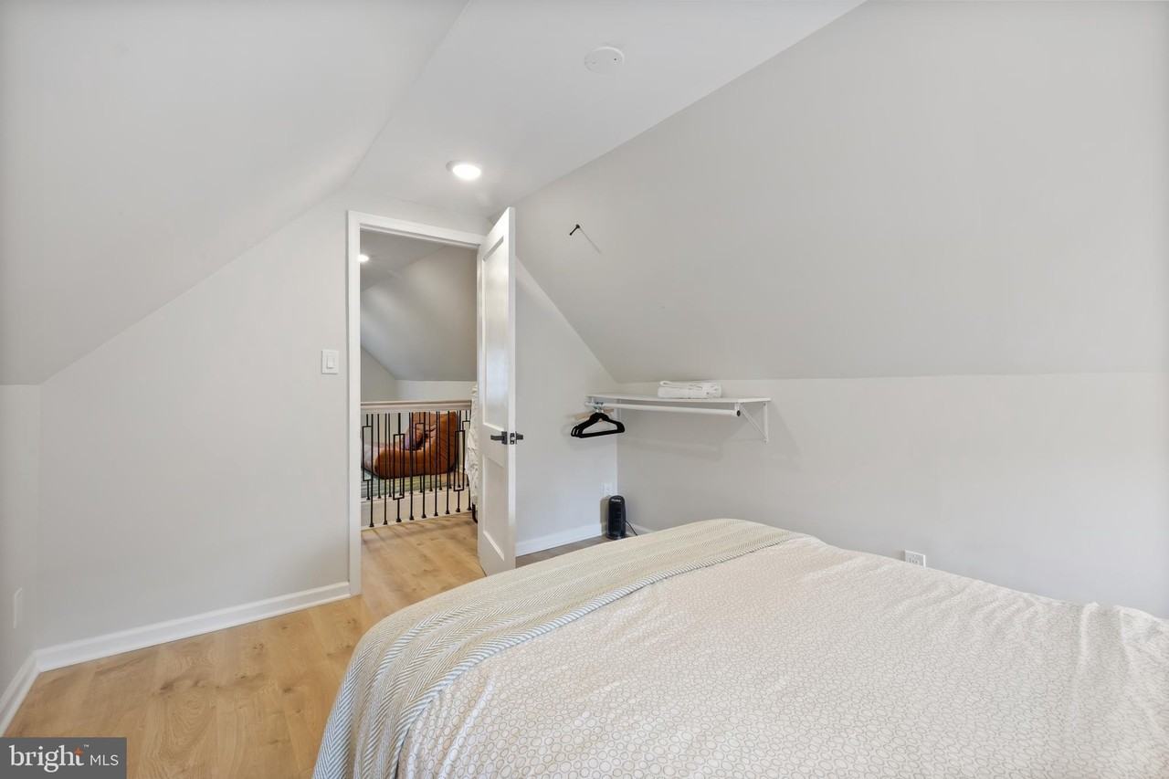 4225 E West Hwy - Photo 7 of 38