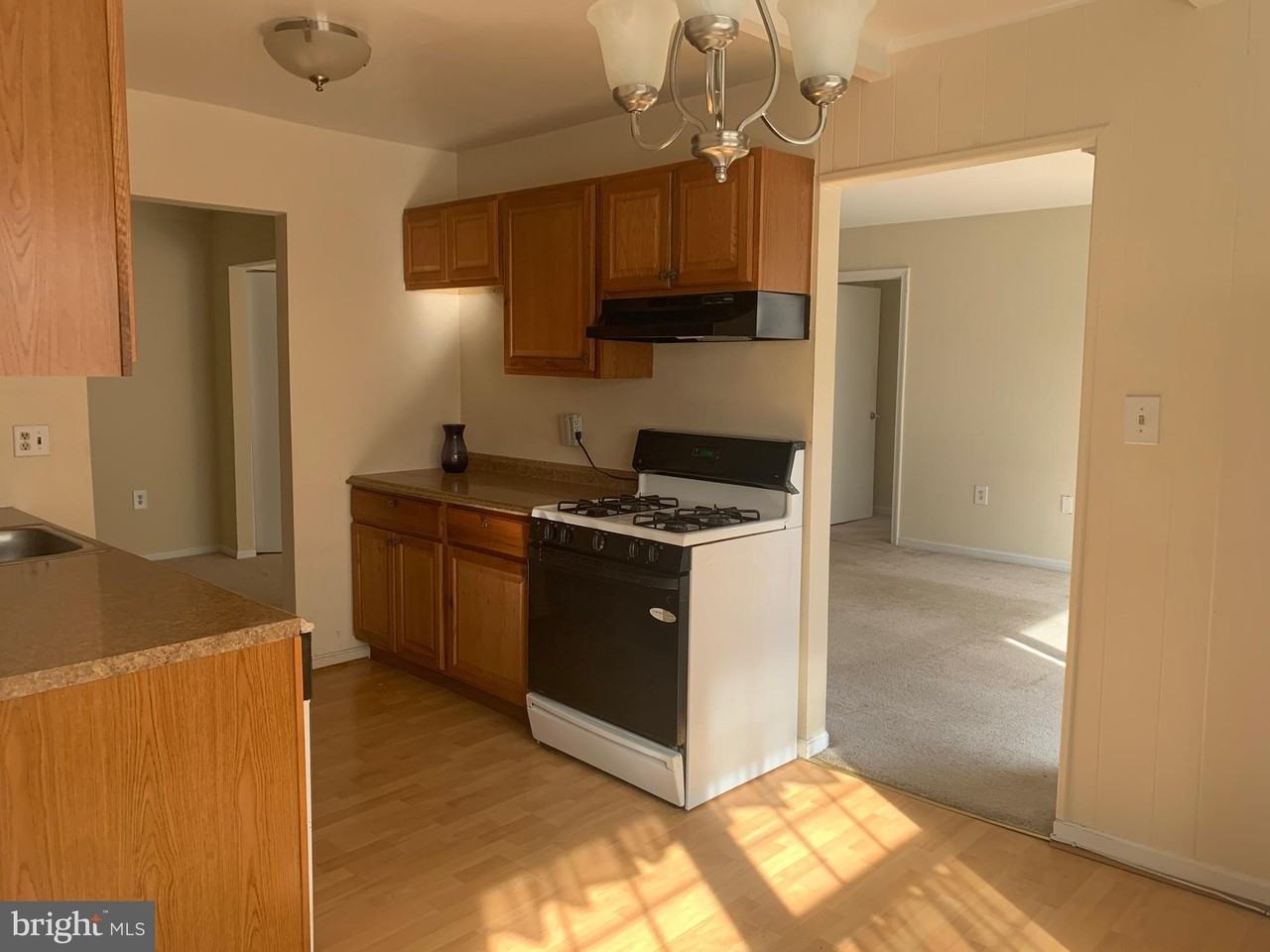 884 College Parkway #303 - Photo 5 of 16