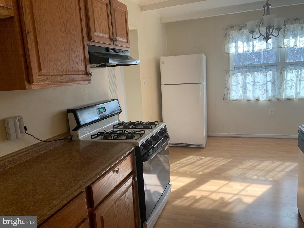 884 College Parkway #303 - Photo 6 of 16