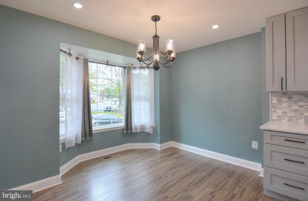 3822 Gawayne Ter Unit 32-382 #32-382 - Photo 3 of 32