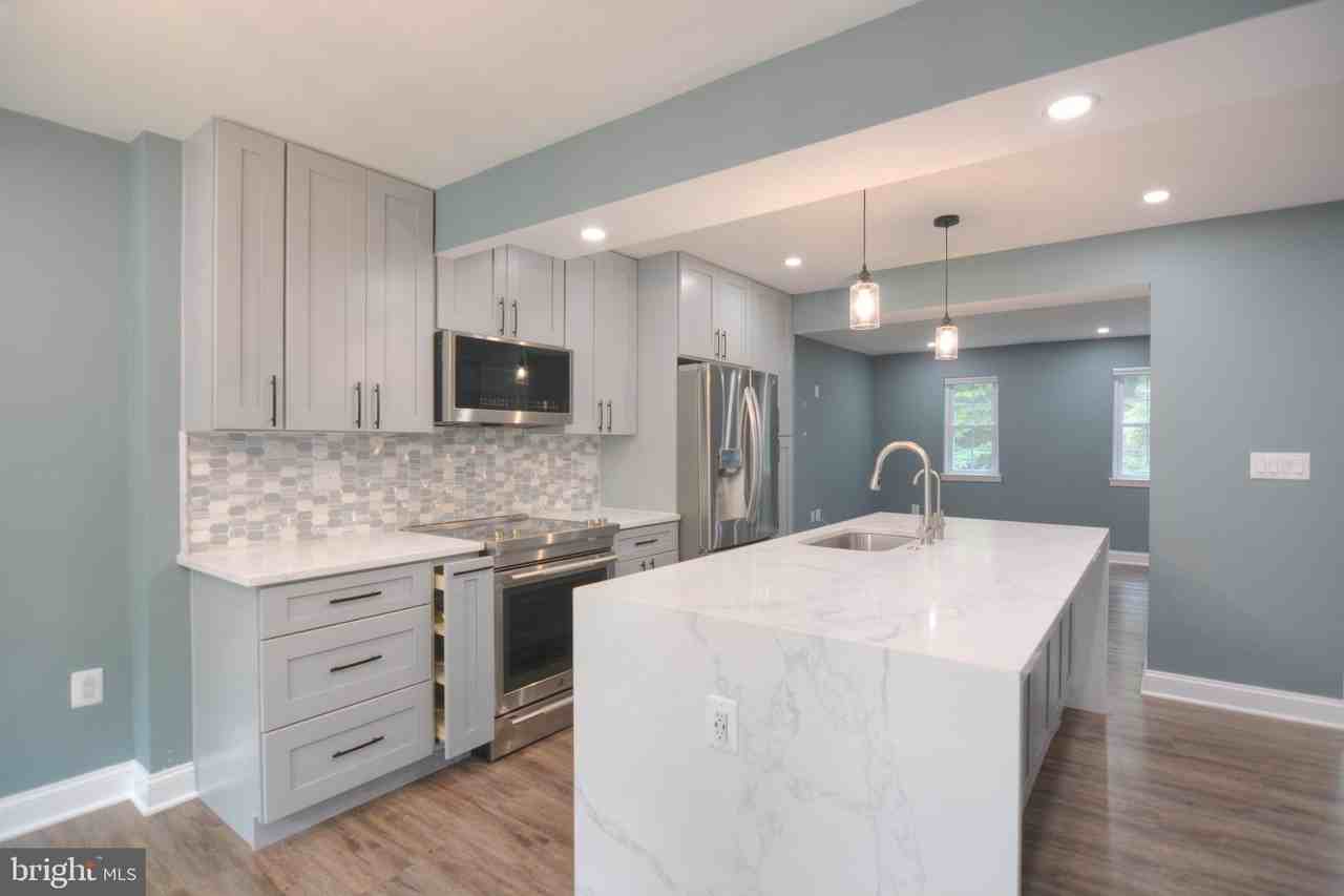 3822 Gawayne Ter Unit 32-382 #32-382 - Photo 5 of 32