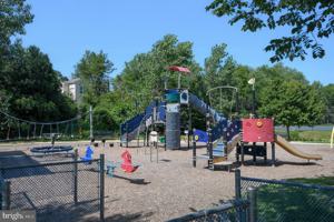 featured image of 2016 Cascade Rd