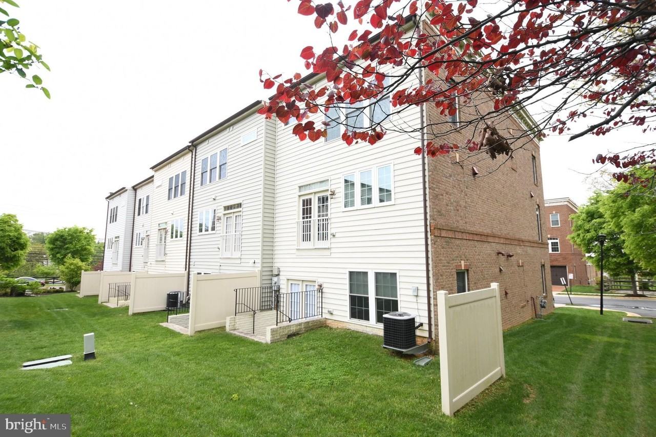 14823 Wootton Manor Ct - Photo 6 of 34