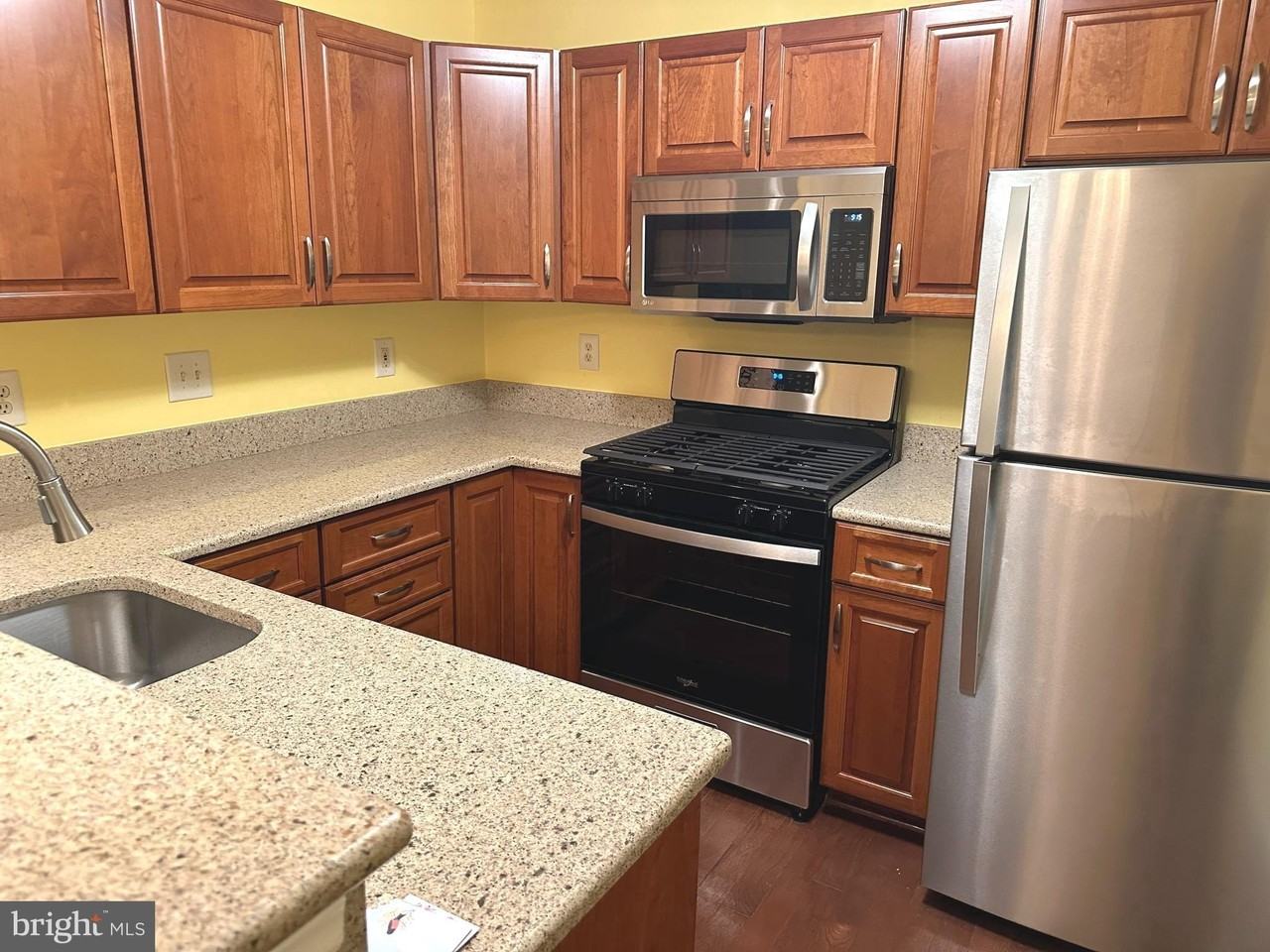 115 Timberbrook Ln Apt 102 #102 - Photo 7 of 20