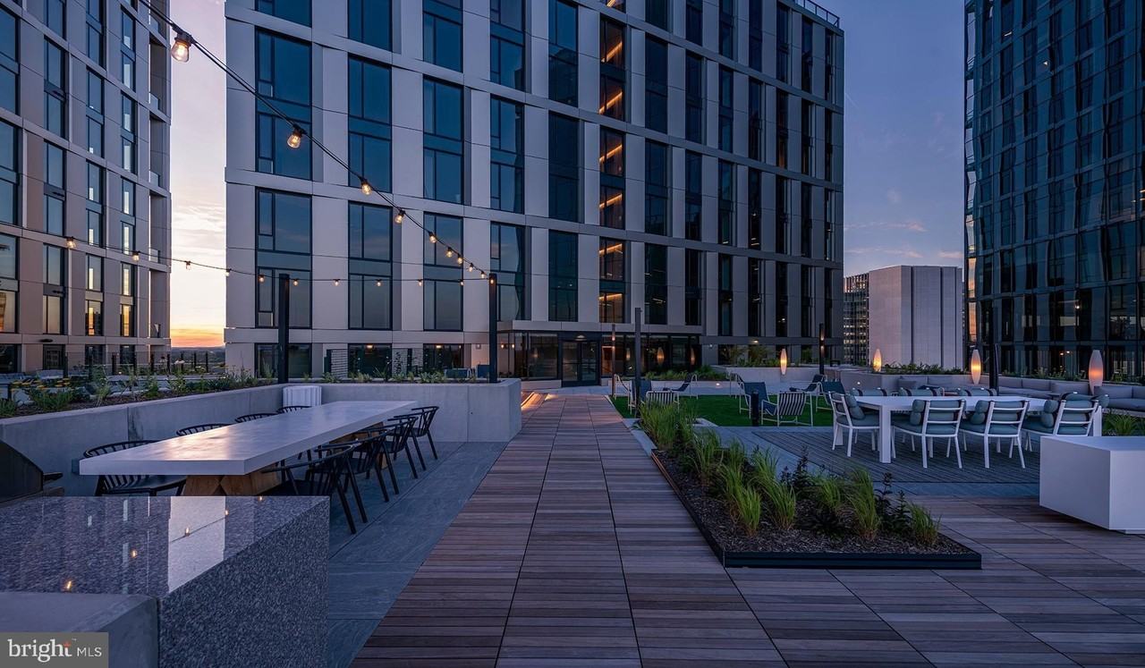 4710 4710 ELM Street unit: 0B-W-1101 #0BW1101 - Photo 5 of 50