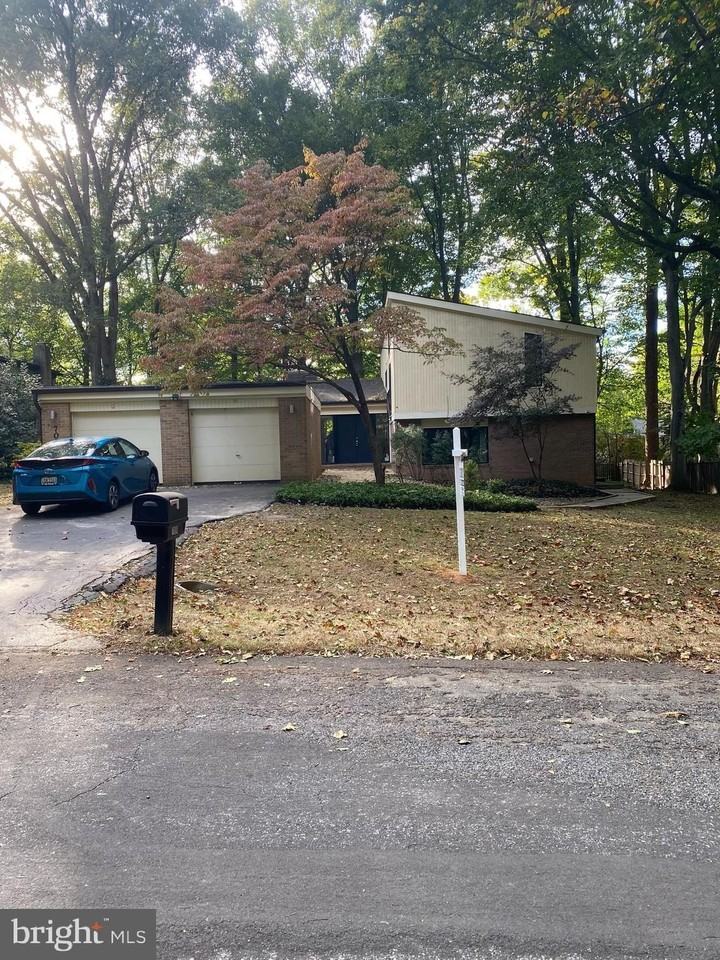 7036 Buxton Ter - Photo 7 of 23