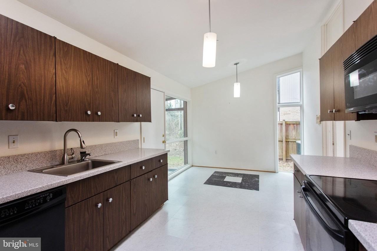 7036 Buxton Ter - Photo 6 of 23