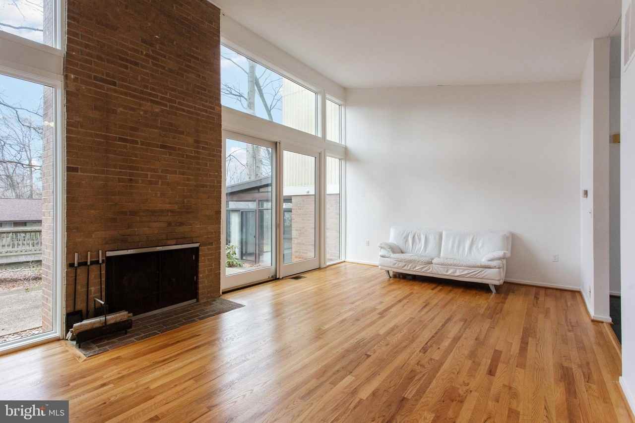 7036 Buxton Ter - Photo 4 of 23