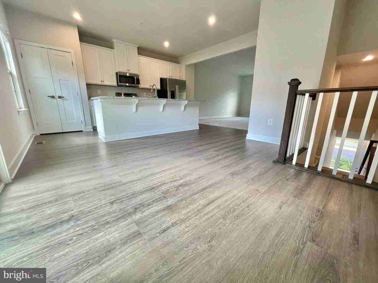 9576 Nature Trl - Photo 6 of 40