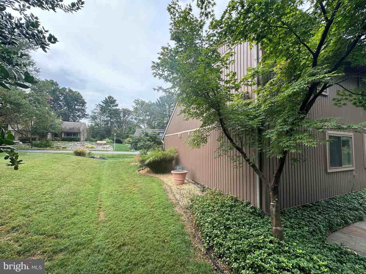 11613 Piney Lodge Road - Photo 2 of 30