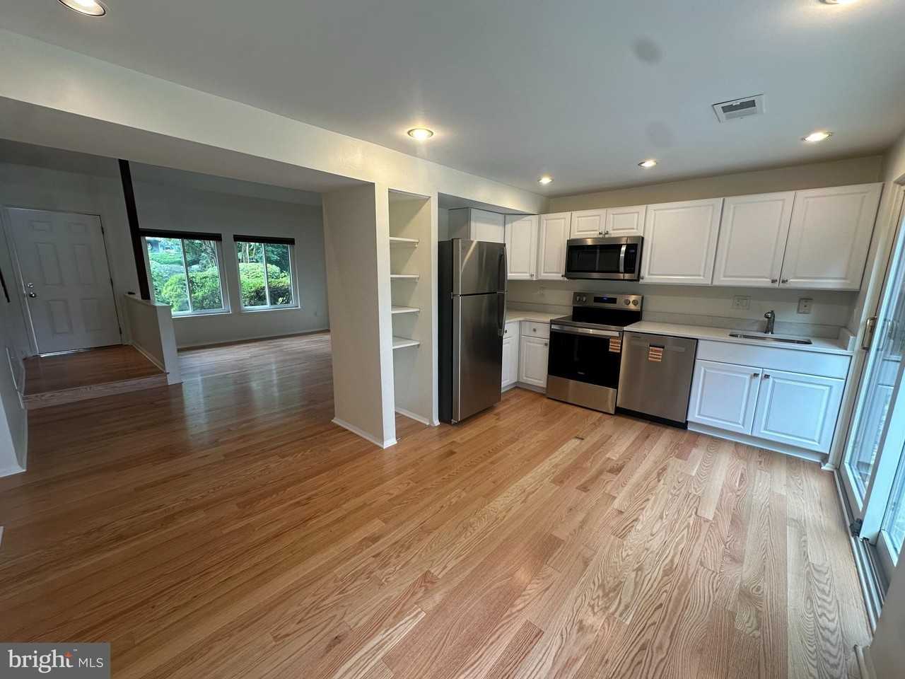 11613 Piney Lodge Rd - Photo 5 of 30