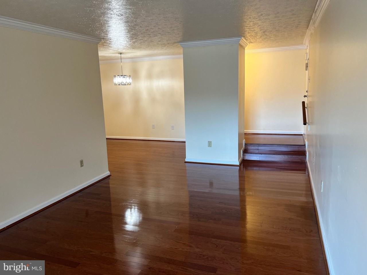 7927 Mandan Rd Apt 301 #301 - Photo 6 of 37