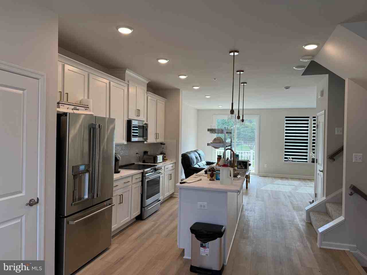 6063 Soho Way - Photo 4 of 13