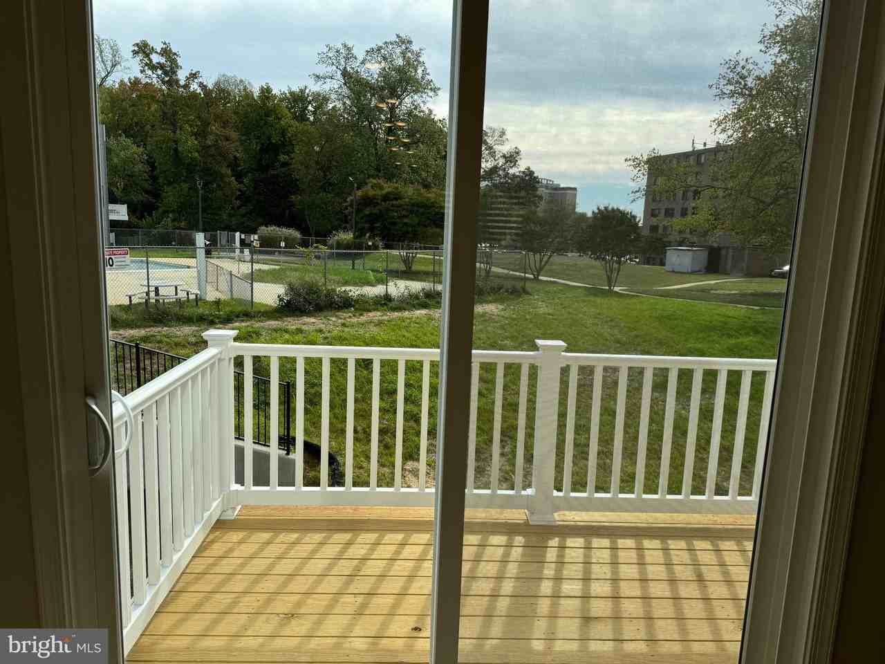 6063 Soho Way - Photo 6 of 13