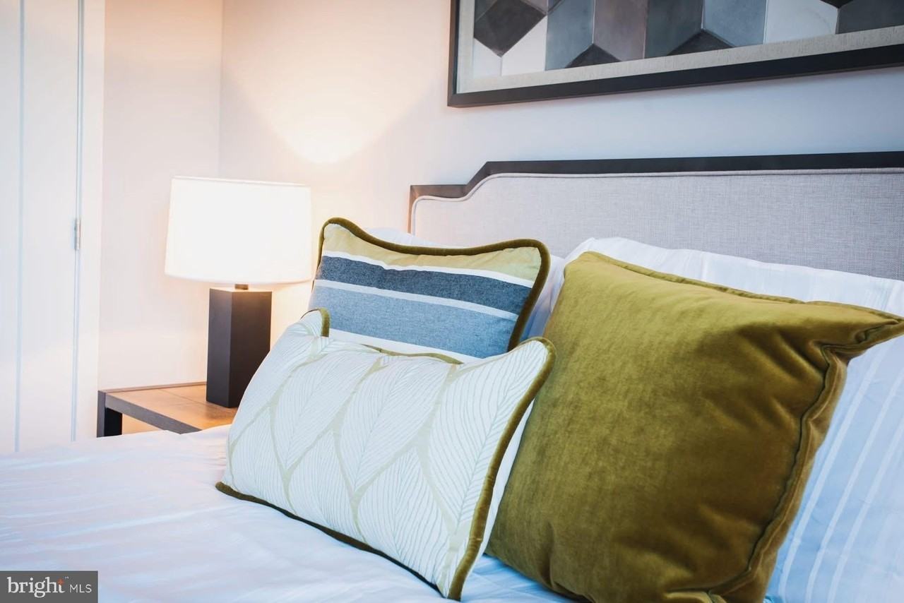 607 7th St Apt 100 #100-103 - Photo 6 of 26