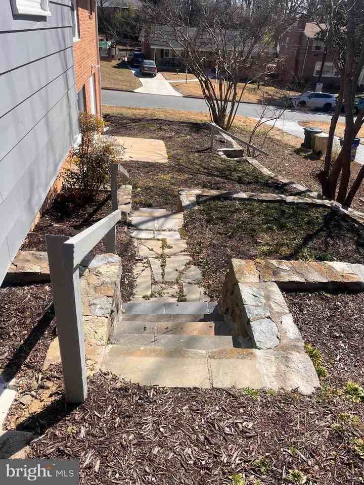 9226 Limestone Pl - Photo 7 of 35