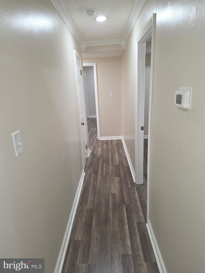 3805 Swann Rd Apt 102 #102 - Photo 5 of 8