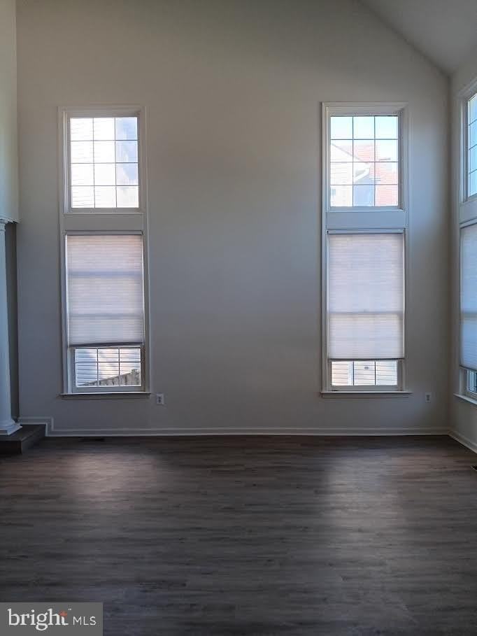 8907 Brae Brooke Drive - Photo 2 of 30