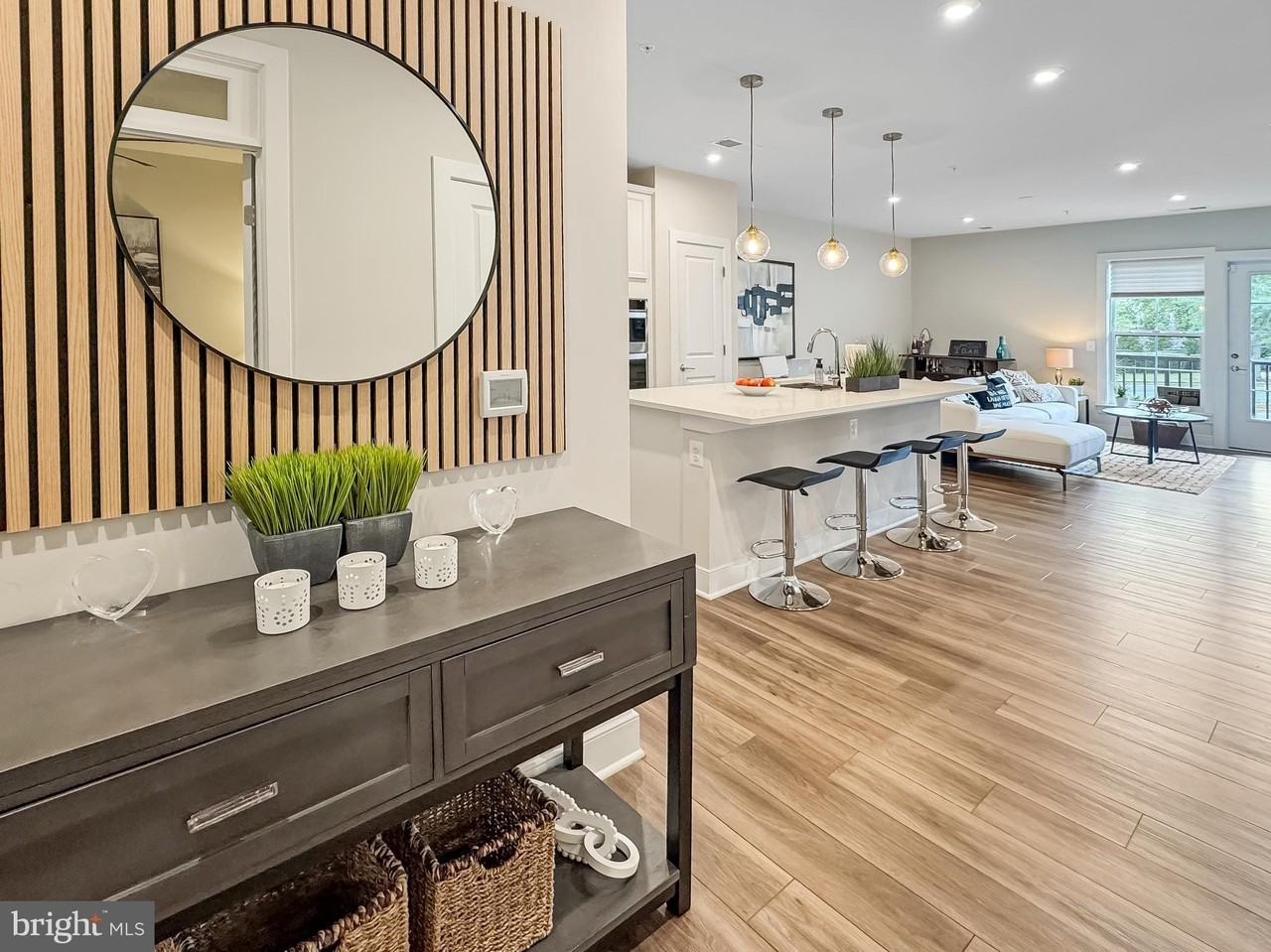 102 Saint Ives Pl Apt 204 #204 - Photo 6 of 27